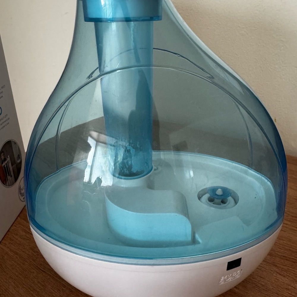 Pure Enrichment Humidifier - Picture 3 of 6
